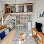 Apartment Sejour Bord De T3 Avec Piscine & Parking *