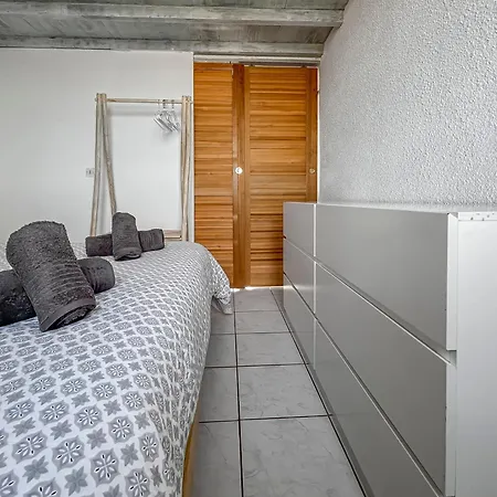 Apartment Sejour Bord De T3 Avec Piscine & Parking *
