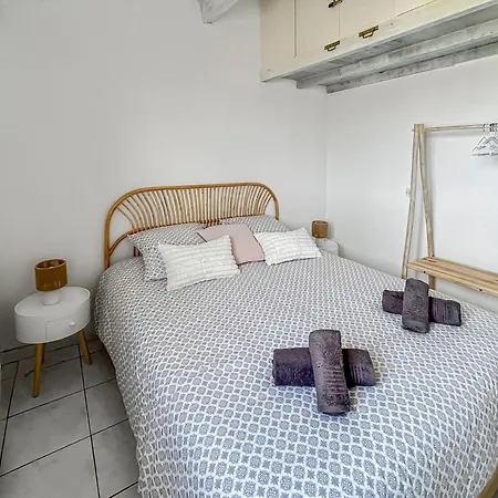 Apartment Sejour Bord De T3 Avec Piscine & Parking *