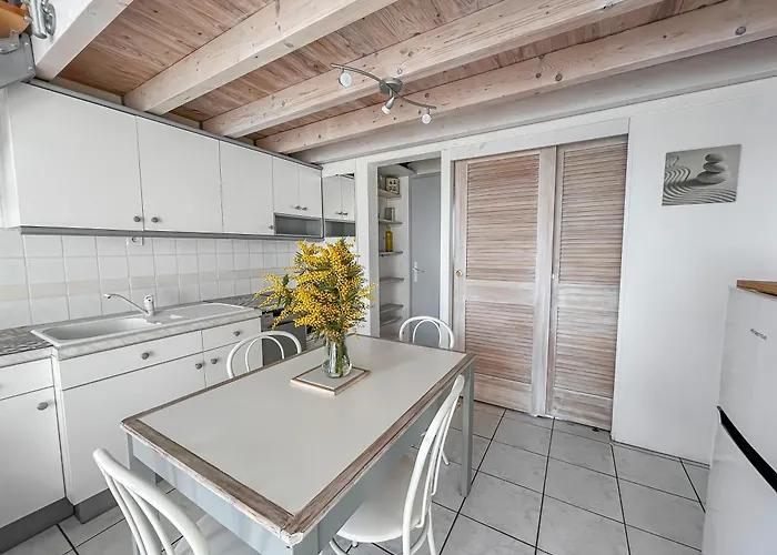 公寓 Sejour Bord De T3 Avec Piscine & Parking *